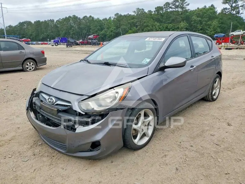 2014 Hyundai Accent фото