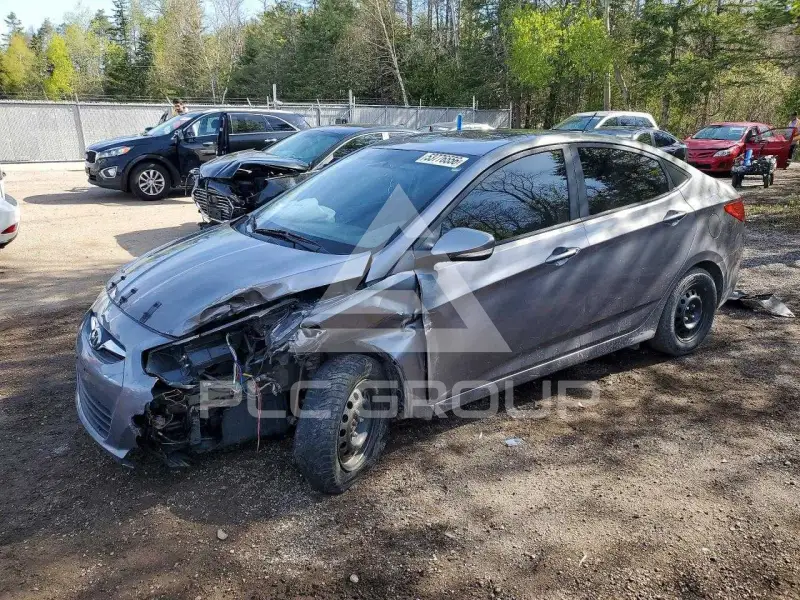 2014 Hyundai Accent photo
