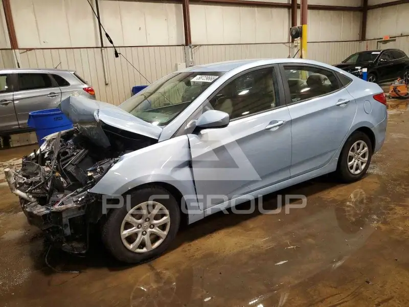 2014 Hyundai Accent photo