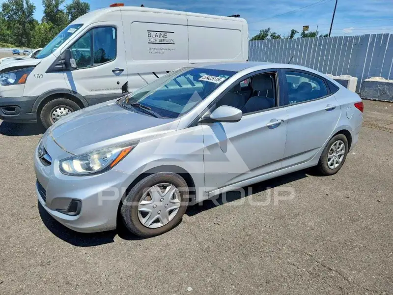 2014 Hyundai Accent фото