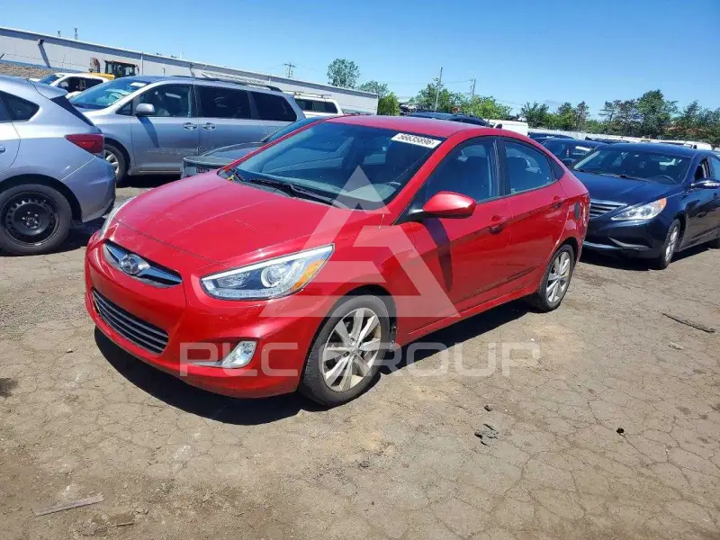 2014 Hyundai Accent photo