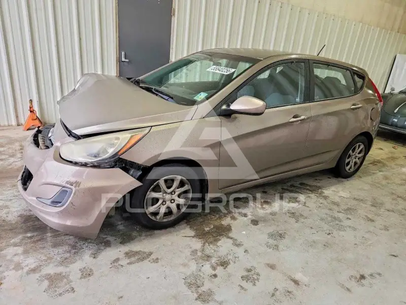 2014 Hyundai Accent фото