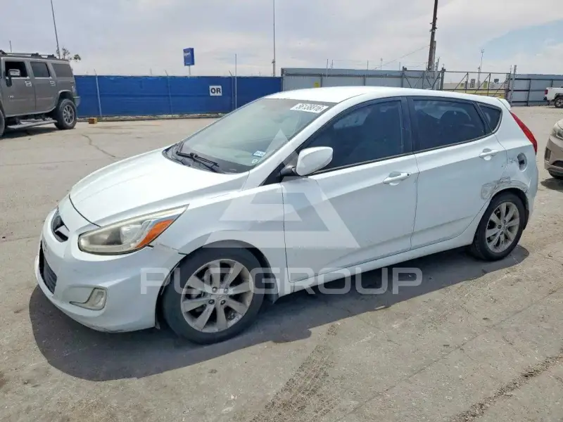 2014 Hyundai Accent фото