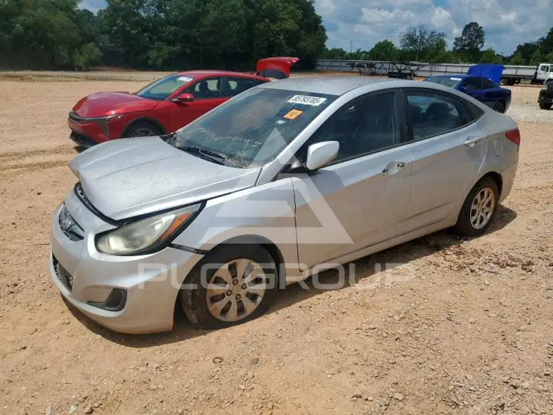 2014 Hyundai Accent photo