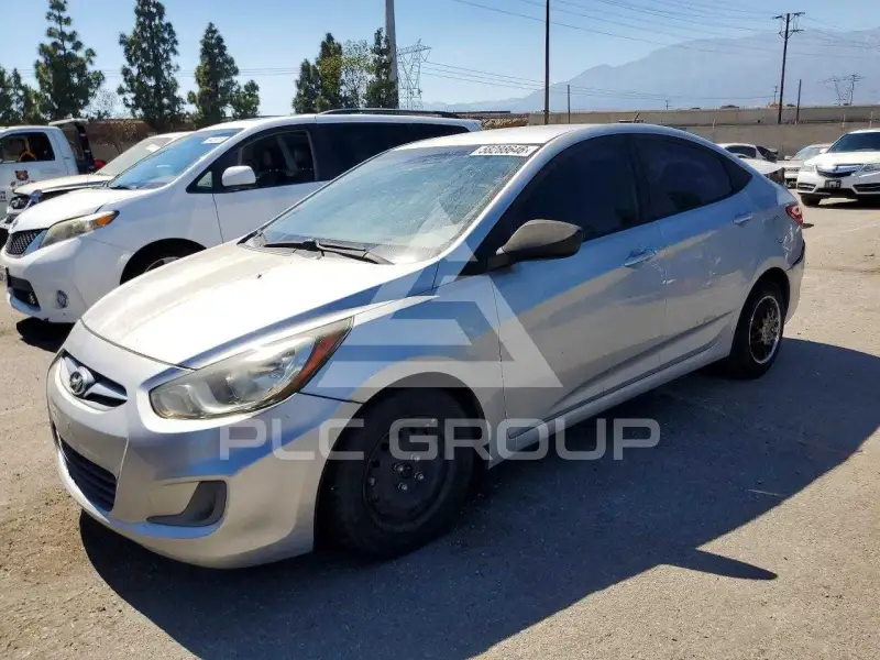 2014 Hyundai Accent photo