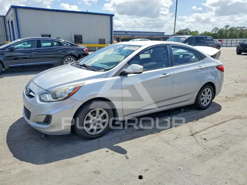 2014 Hyundai Accent фото