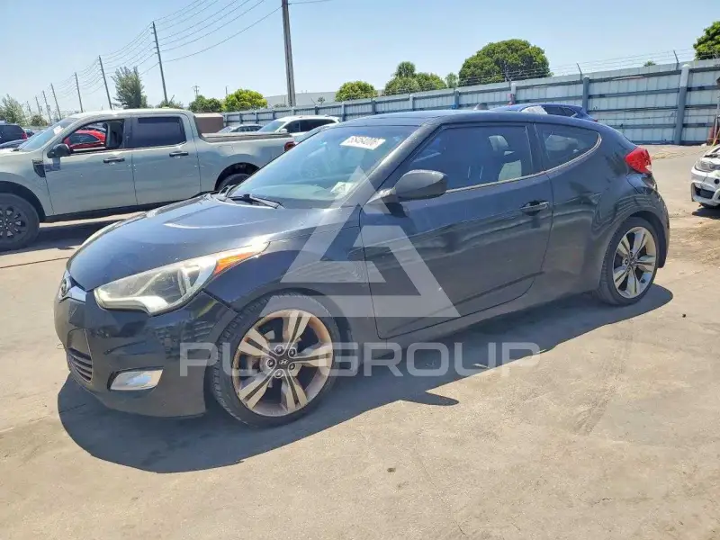 2014 Hyundai Veloster photo