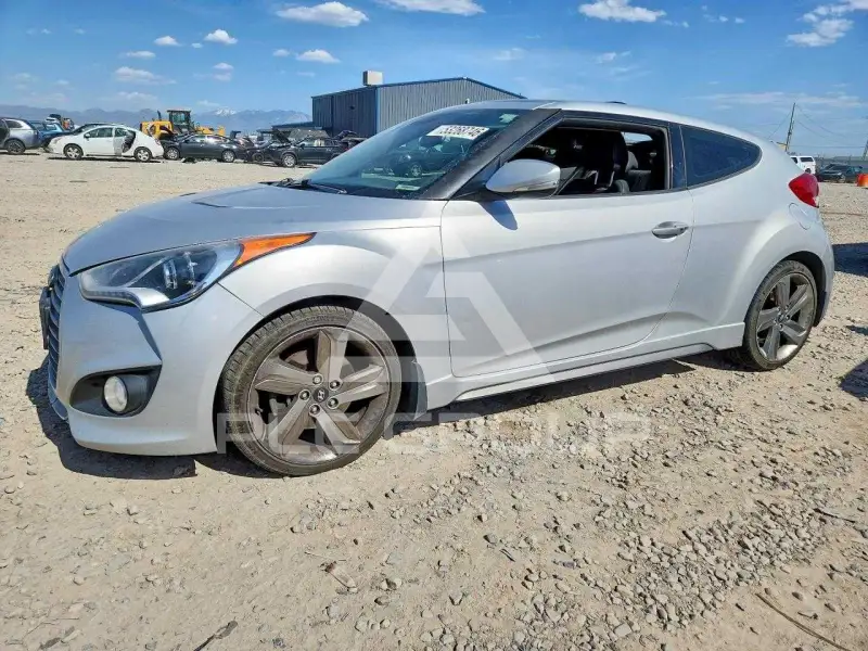 2014 Hyundai Veloster photo
