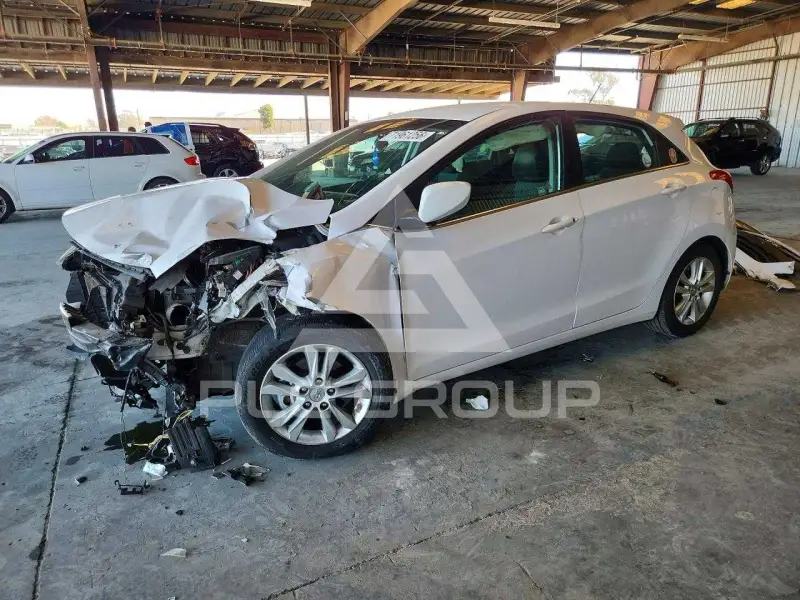 2014 Hyundai Elantra фото