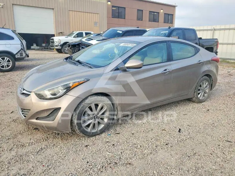 2014 Hyundai Elantra photo