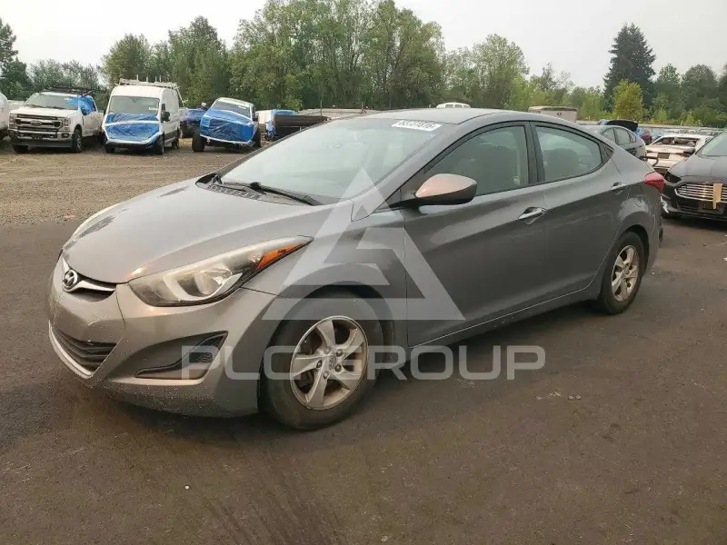 2014 Hyundai Elantra photo