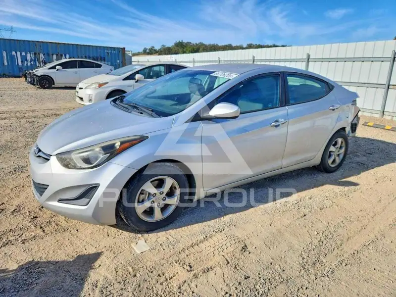 2014 Hyundai Elantra photo