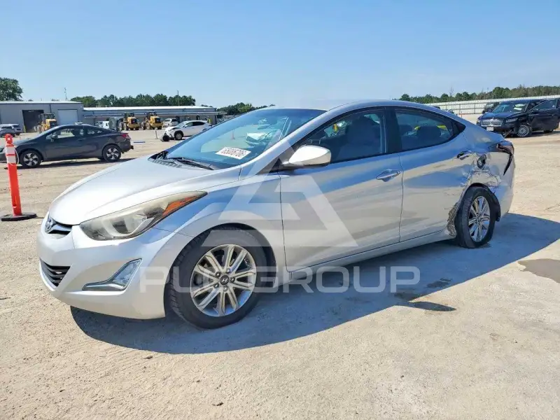 2014 Hyundai Elantra photo
