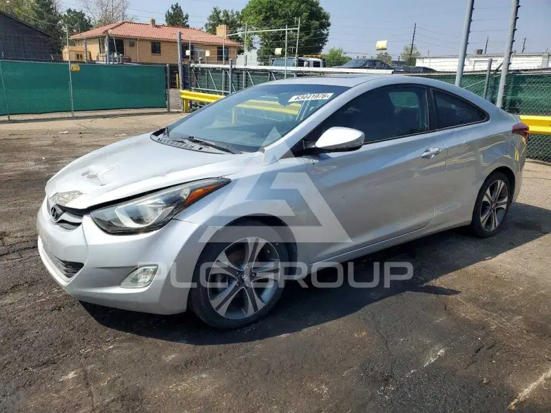 2014 Hyundai Elantra photo