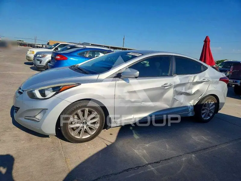 2014 Hyundai Elantra photo