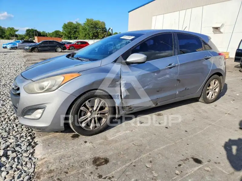 2014 Hyundai Elantra photo