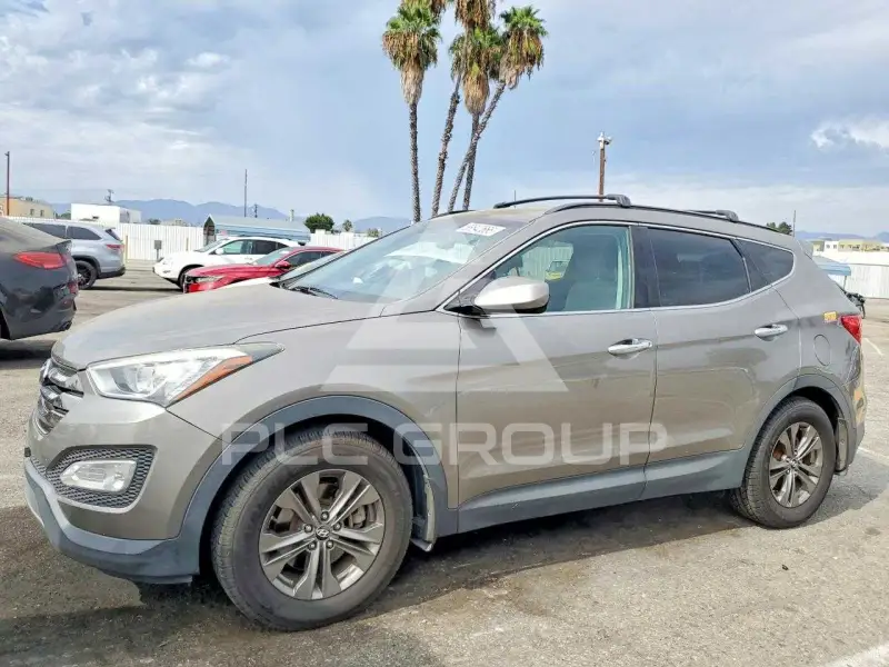 2014 Hyundai Santa Fe photo