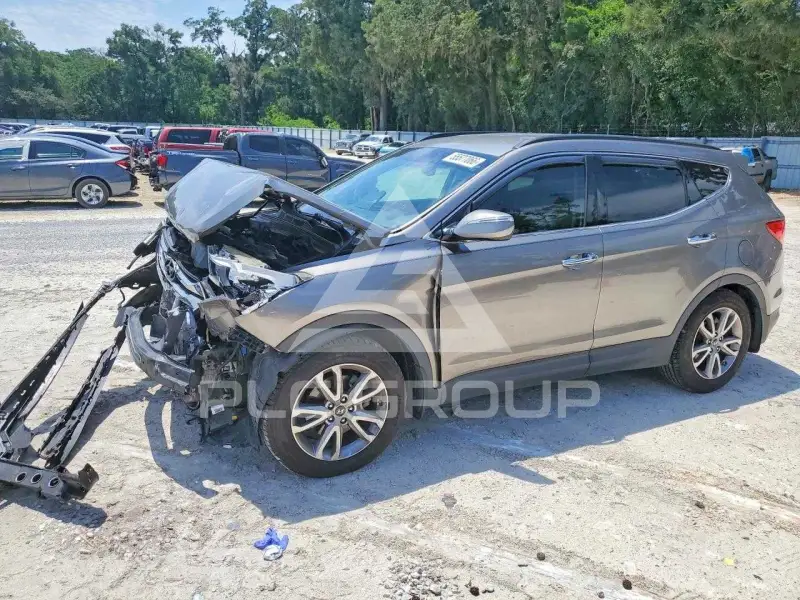 2014 Hyundai Santa Fe photo