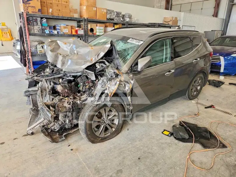 2014 Hyundai Santa Fe photo