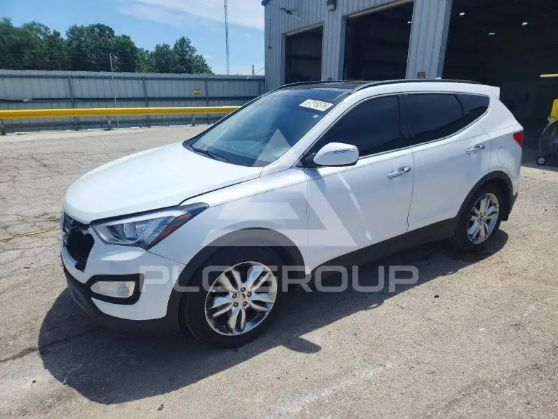 2014 Hyundai Santa Fe photo