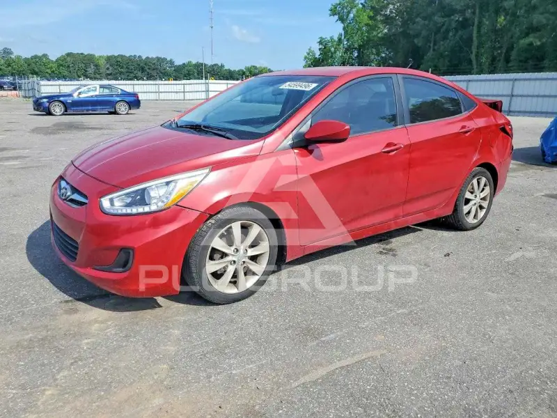 2014 Hyundai Accent photo