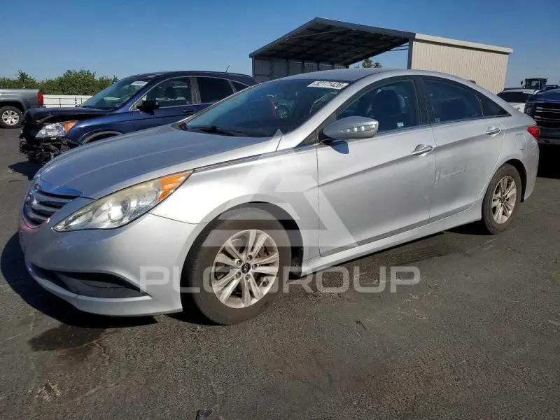 2014 Hyundai Sonata photo