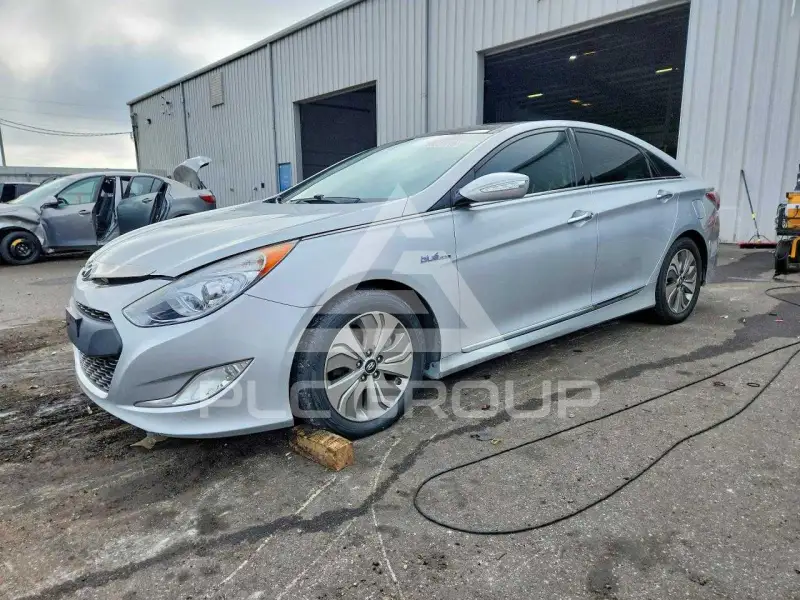 2014 Hyundai Sonata photo