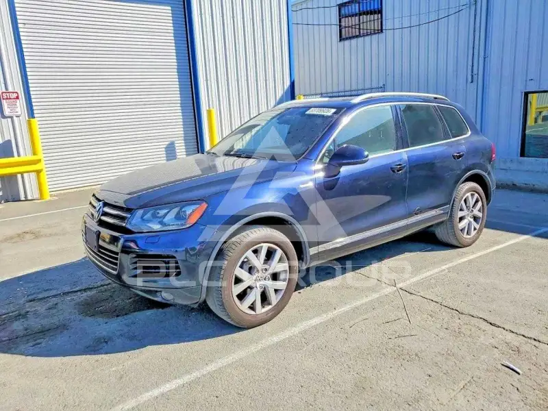 2014 Volkswagen Touareg фото