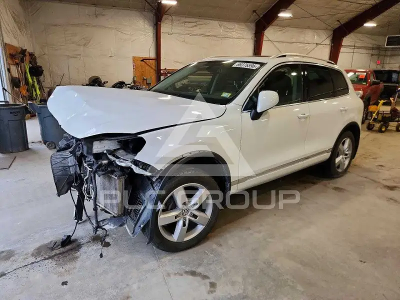 2014 Volkswagen Touareg фото