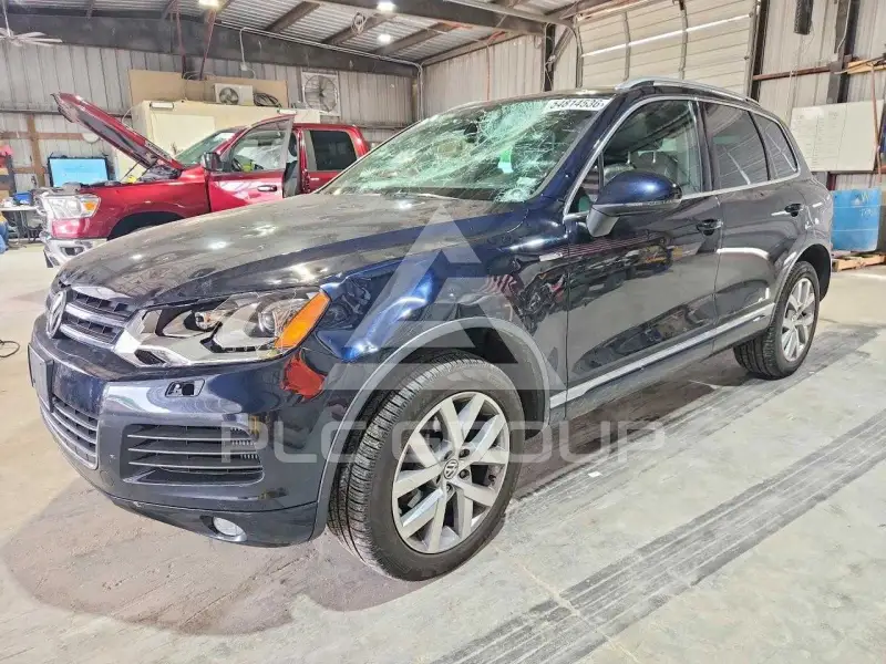 2014 Volkswagen Touareg фото