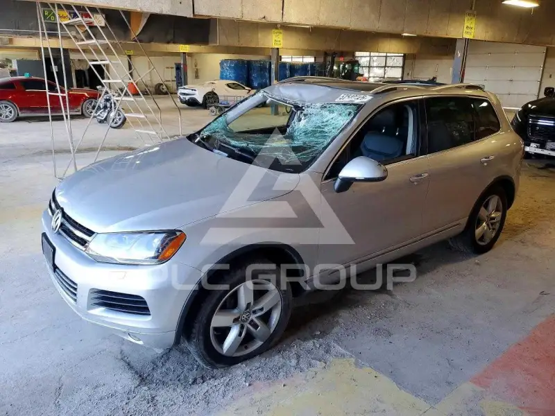 2014 Volkswagen Touareg фото