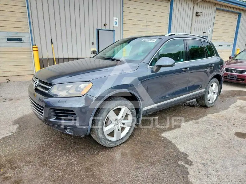 2014 Volkswagen Touareg фото