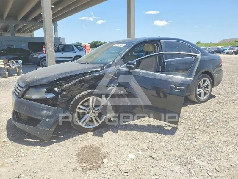 2014 Volkswagen Passat photo