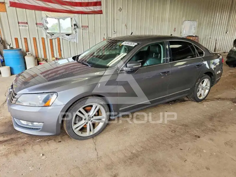 2014 Volkswagen Passat photo