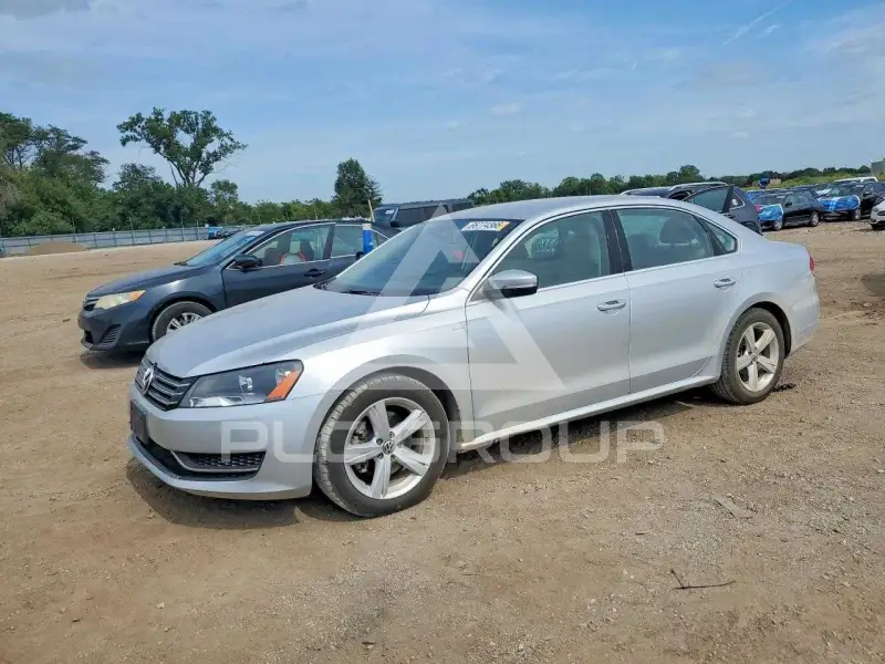 2014 Volkswagen Passat photo