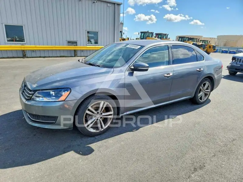 2014 Volkswagen Passat photo