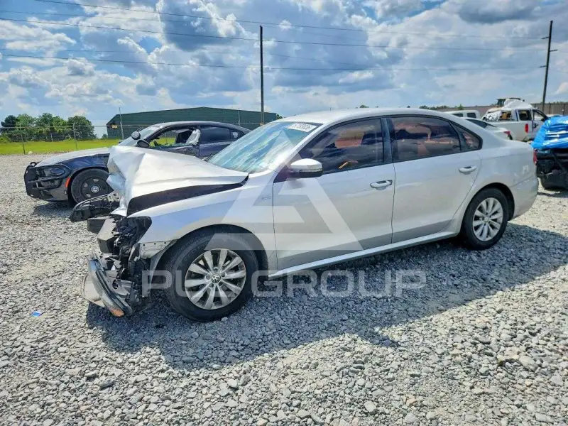 2014 Volkswagen Passat photo