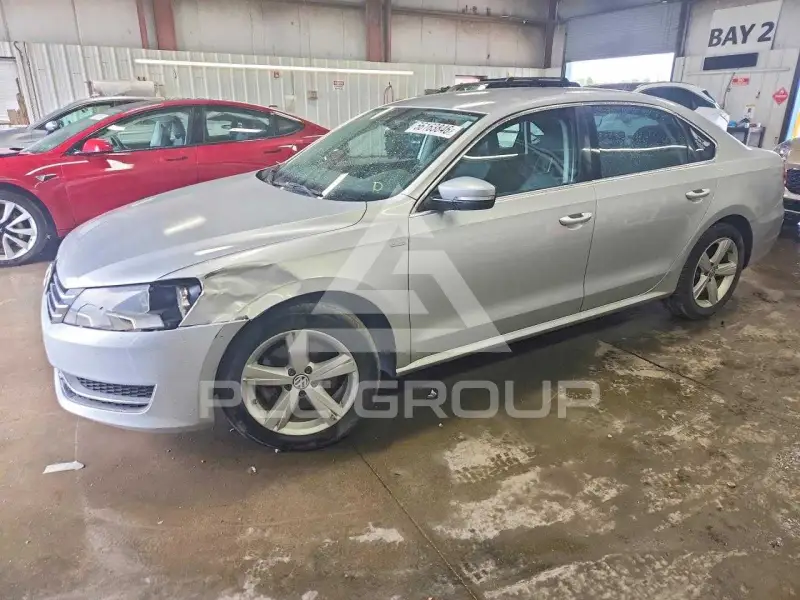 2014 Volkswagen Passat фото