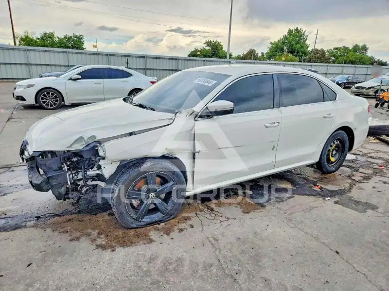 2014 Volkswagen Passat photo