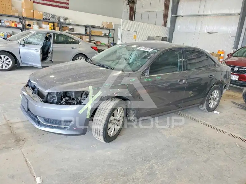 2014 Volkswagen Passat photo