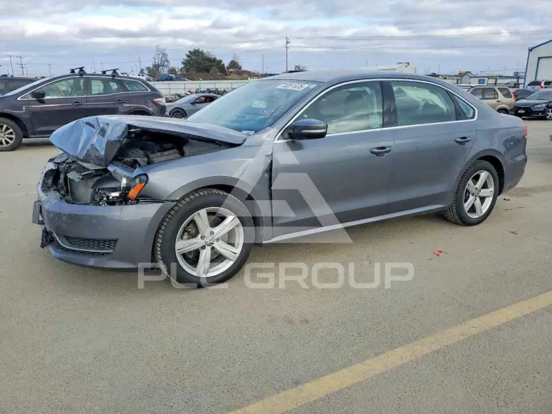 2014 Volkswagen Passat photo
