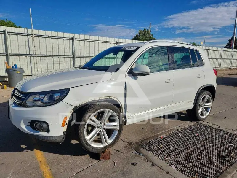 2014 Volkswagen Tiguan photo