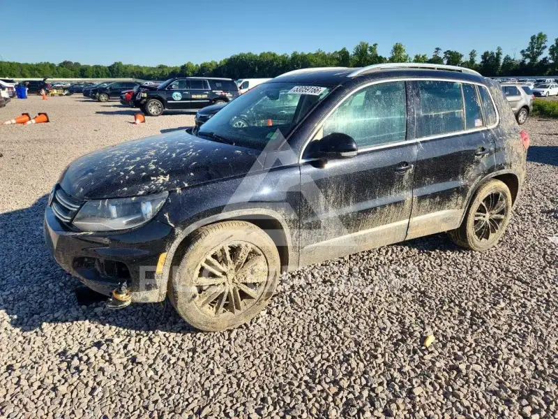 2014 Volkswagen Tiguan photo