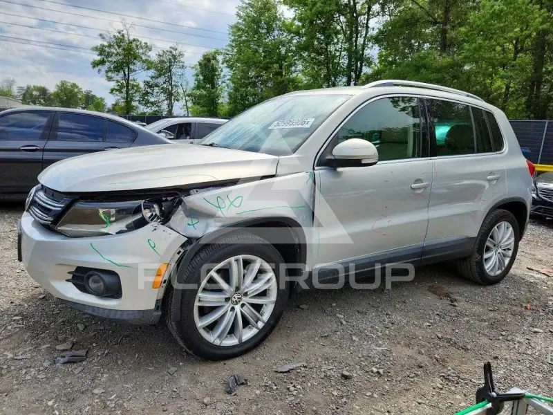 2014 Volkswagen Tiguan фото