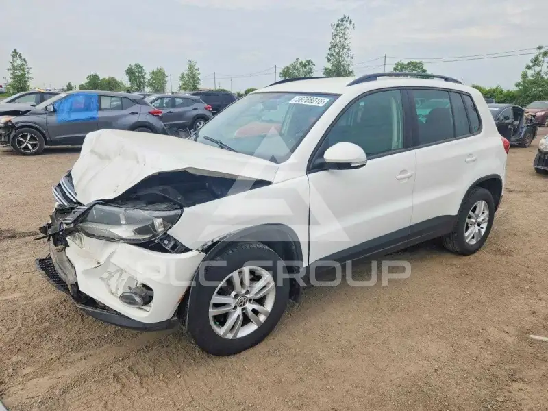 2014 Volkswagen Tiguan photo
