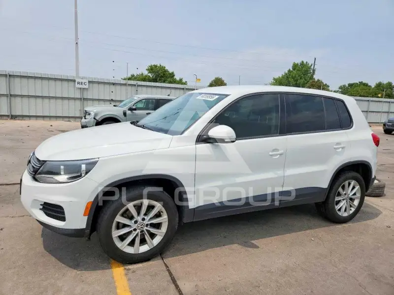 2014 Volkswagen Tiguan photo