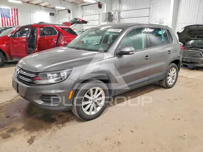 2014 Volkswagen Tiguan photo