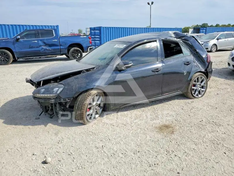 2014 Volkswagen GTI фото