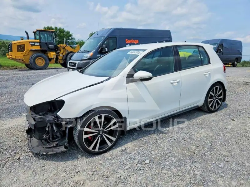 2014 Volkswagen GTI фото