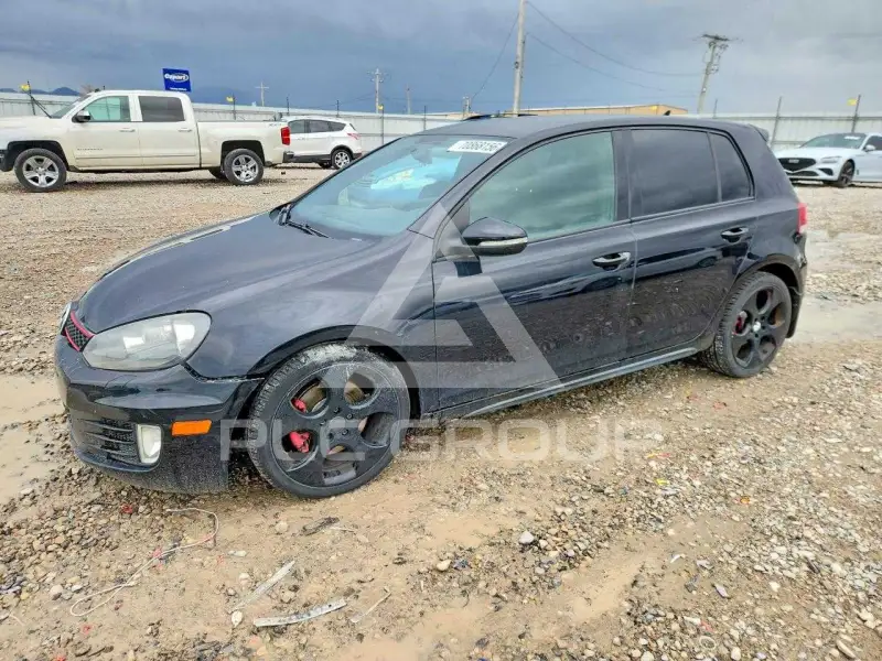 2014 Volkswagen GTI photo